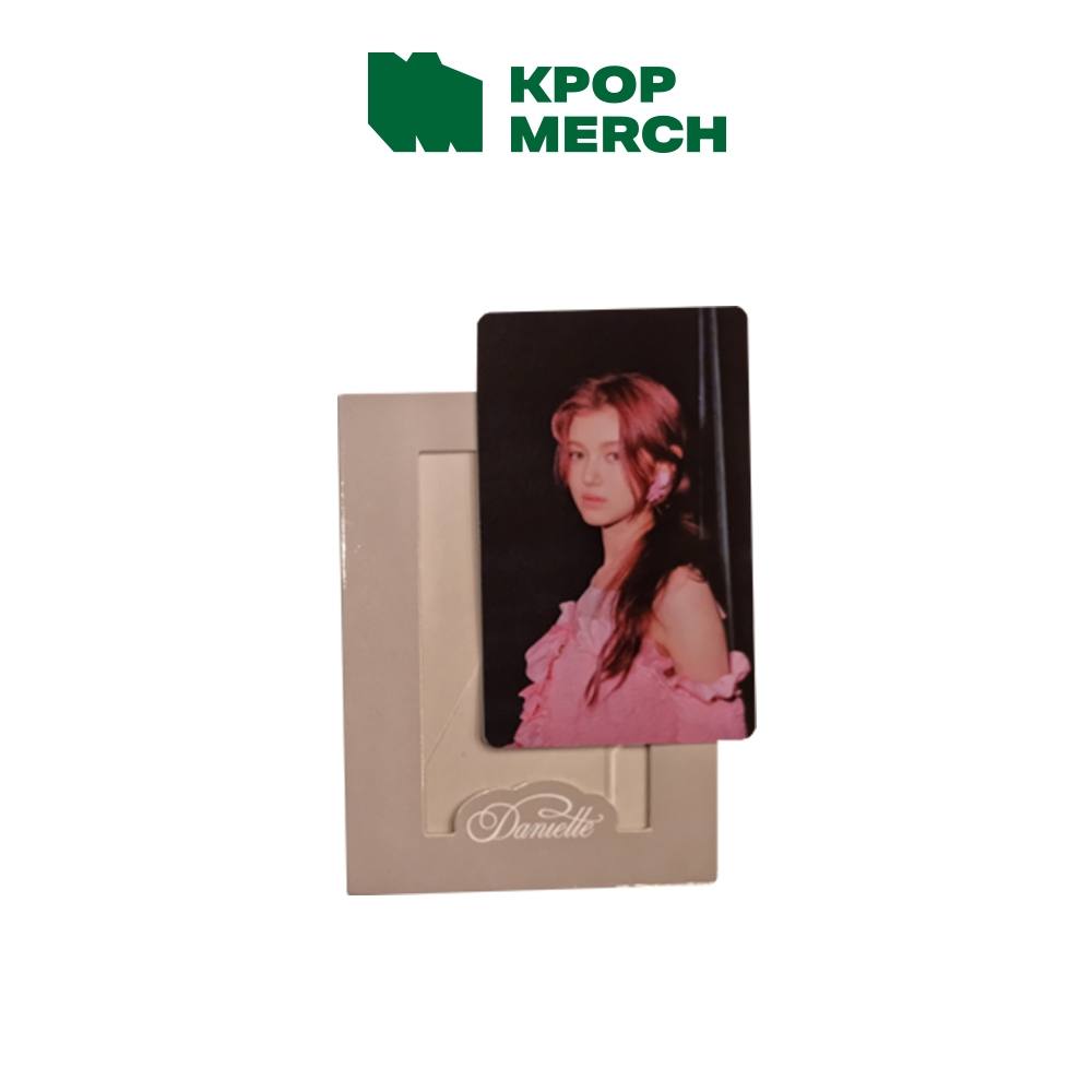 Hybe Labels  NewJeans - OMG Message Card ver Weverse POB