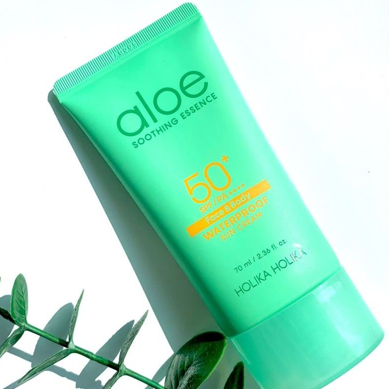 Aloe Soothing Essence Waterproof Sun Cream 70ml (SPF50+ PA++++) Kem Chống Nắng Chiết Xuất Lô Hội