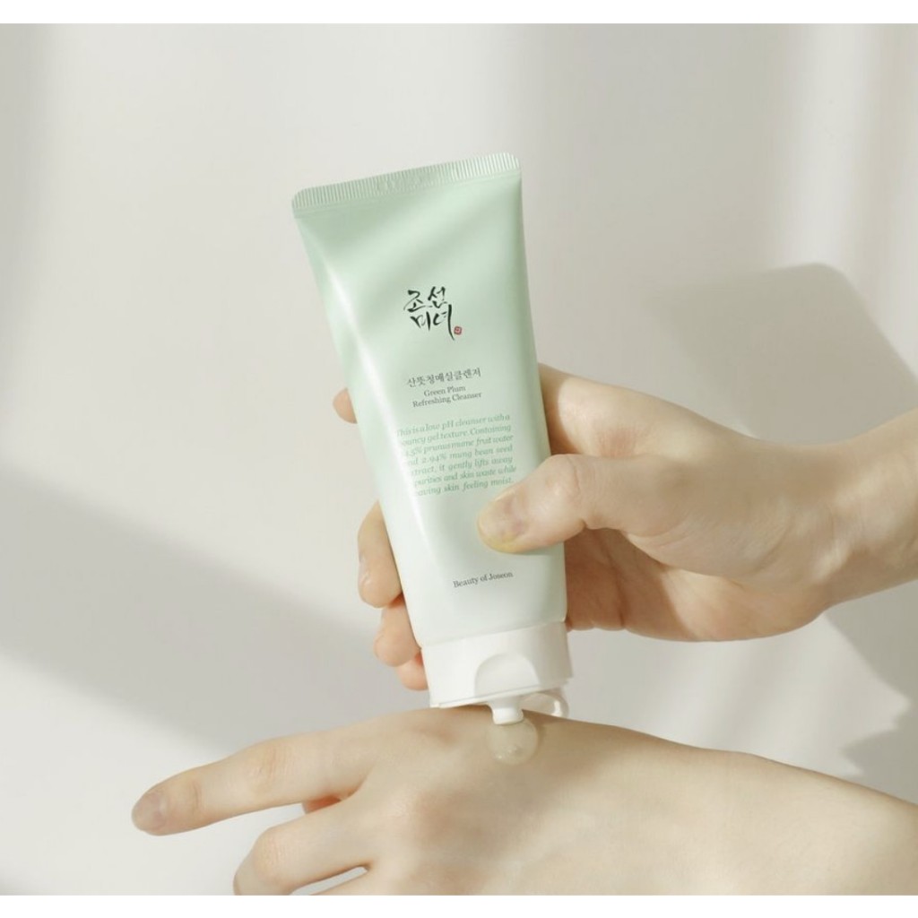 Sữa Rửa Mặt Tươi Mát Mận Xanh PH Thấp Cấp ẩm sâu Beauty Of Joseon Green Plum Refreshing Cleanser 100ML