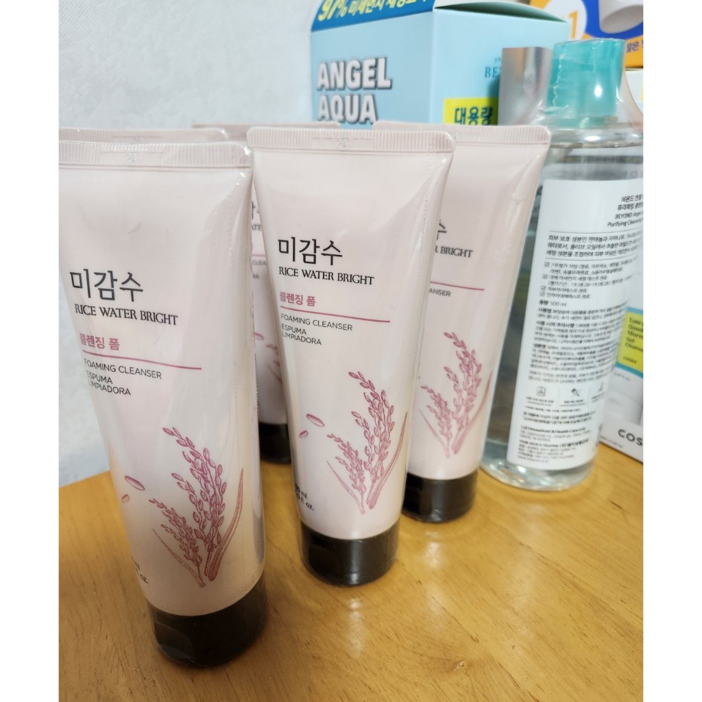 Sữa Rửa Mặt Làm Sáng Da THE FACE SHOP Rice Water Bright Facial Foaming Cleanser 150ml