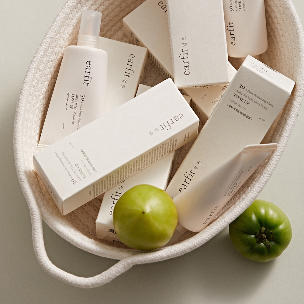 ★Áo Thun Thiết Kế Mới Năng Động Thời Trang★ Earfit Kem Nâng Tông Da Chống Tia uv spf 50 + pa + + +