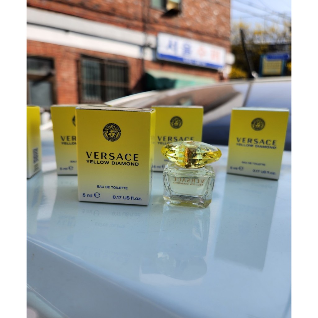 Nước Hoa Versace Yellow Diamond EDT 5ml for women - Ship Từ Hàn Quốc