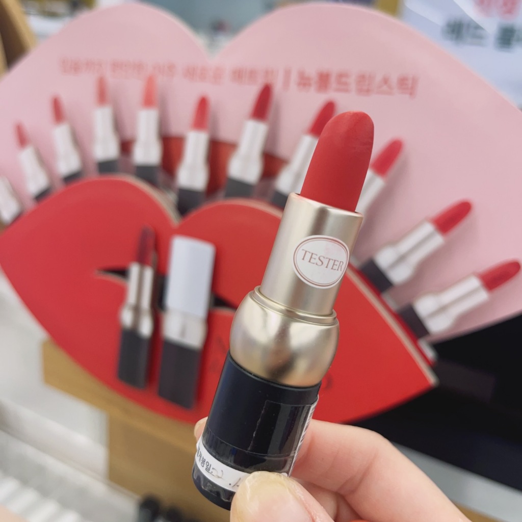 Thỏi Son Nhung Mịn Mới 3.5g fmgt