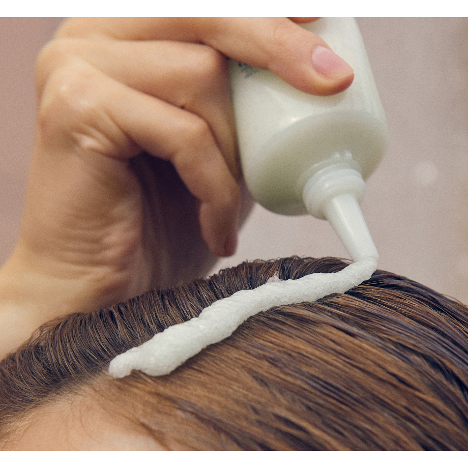 AROMATICA Muối Tẩy Tế Bào Chết Da Đầu Hương Thảo Rosemary Scalp Scrub 165g + Tặng Dầu gội Hương Thảo 100ml