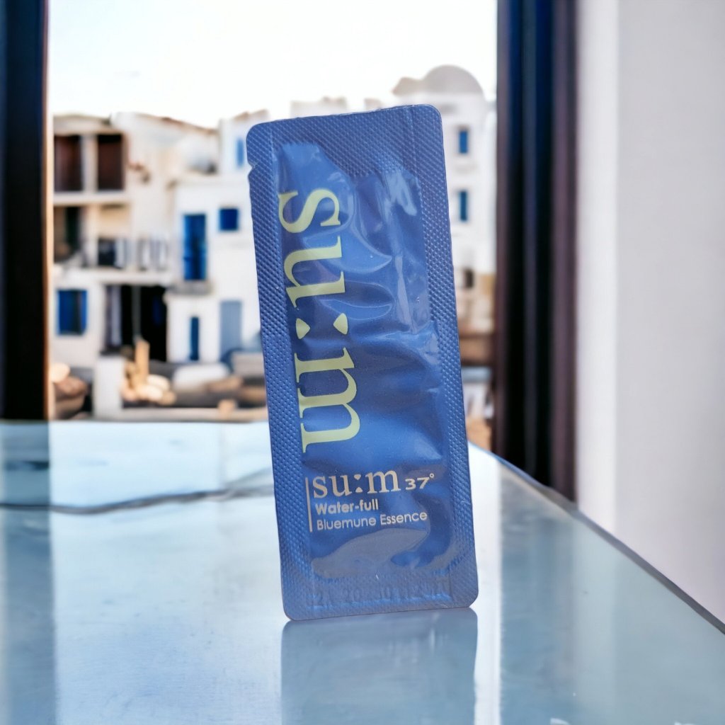 SP12 Tinh chất siêu cấp nước, phục hồi tái tạo da SUM 37 Water full Bluemune Esence 1ml x 30ea
