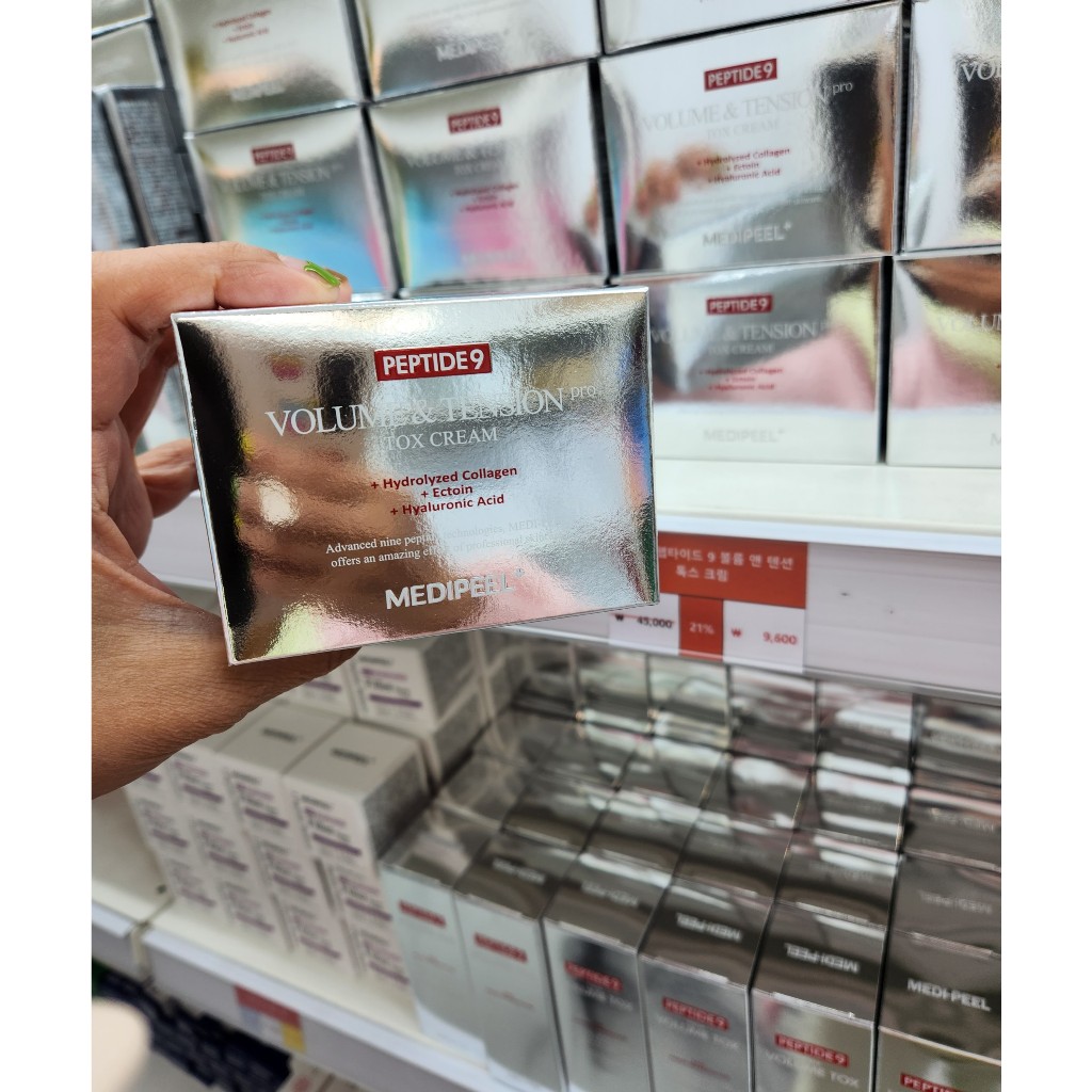 KEM DƯỠNG DA CHỐNG LÃO HÓA THẾ HỆ MỚI PEPTIDE 9 VOLUME AND TENSION TOX CREAM PRO 50G