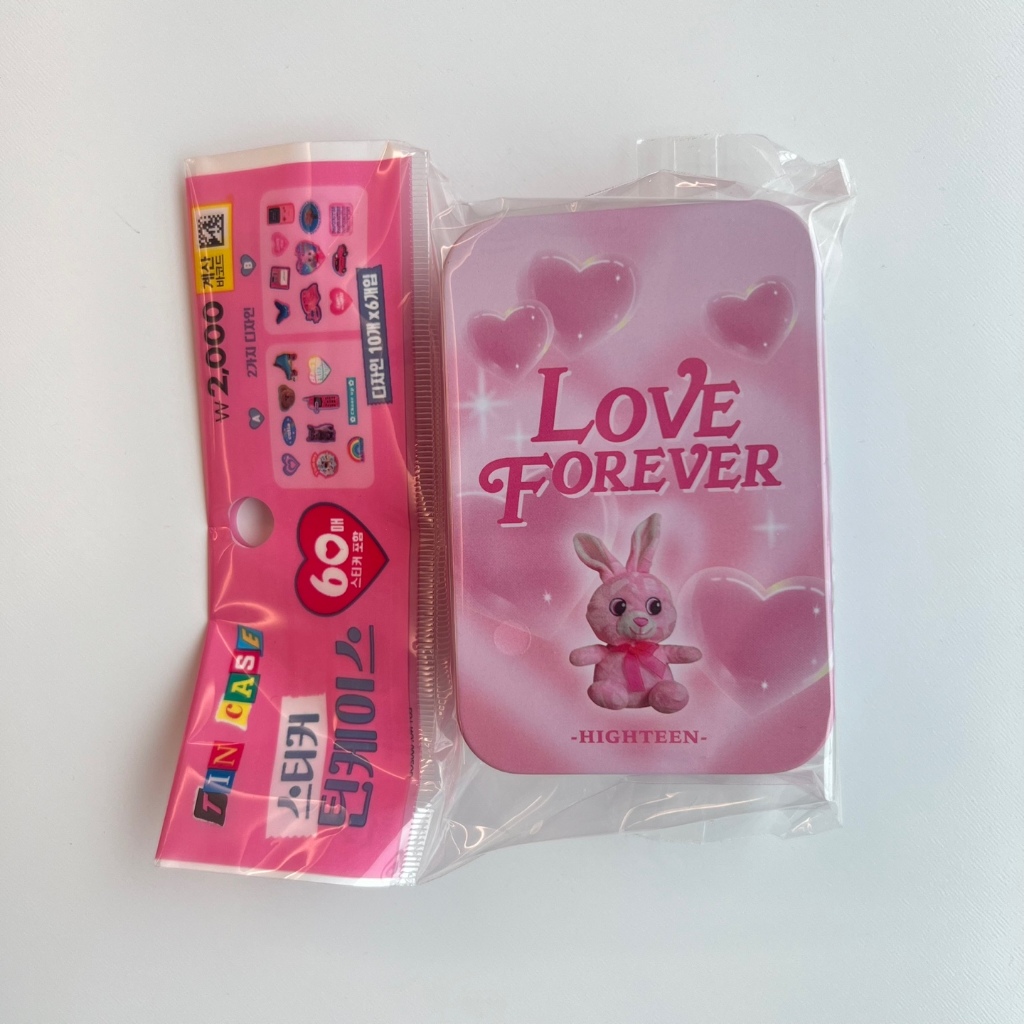 DAISO  Bộ Hình Dán + Hộp Thiếc Thiếc Tuổi teen Cao