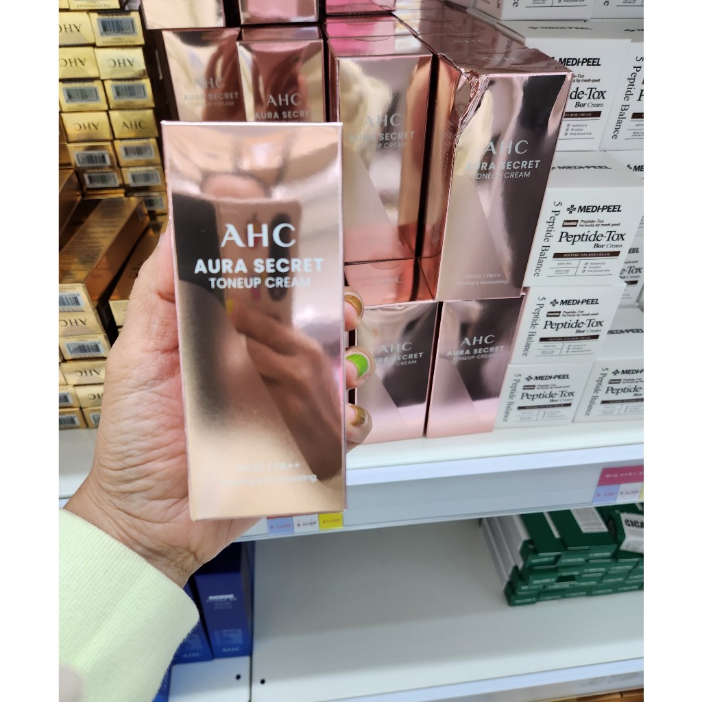 KEM DƯỠNG TRẮNG DA NÂNG TÔNG AHC AURA SECRET TONE UP CREAM SPF30/PA++