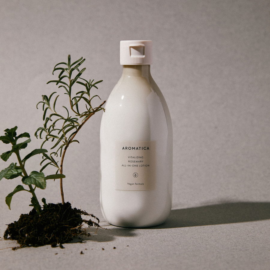 Sữa dưỡng thể thảo dược chiết xuất oải hương và kinh giới Aromatica Serene Body Lotion 300ml