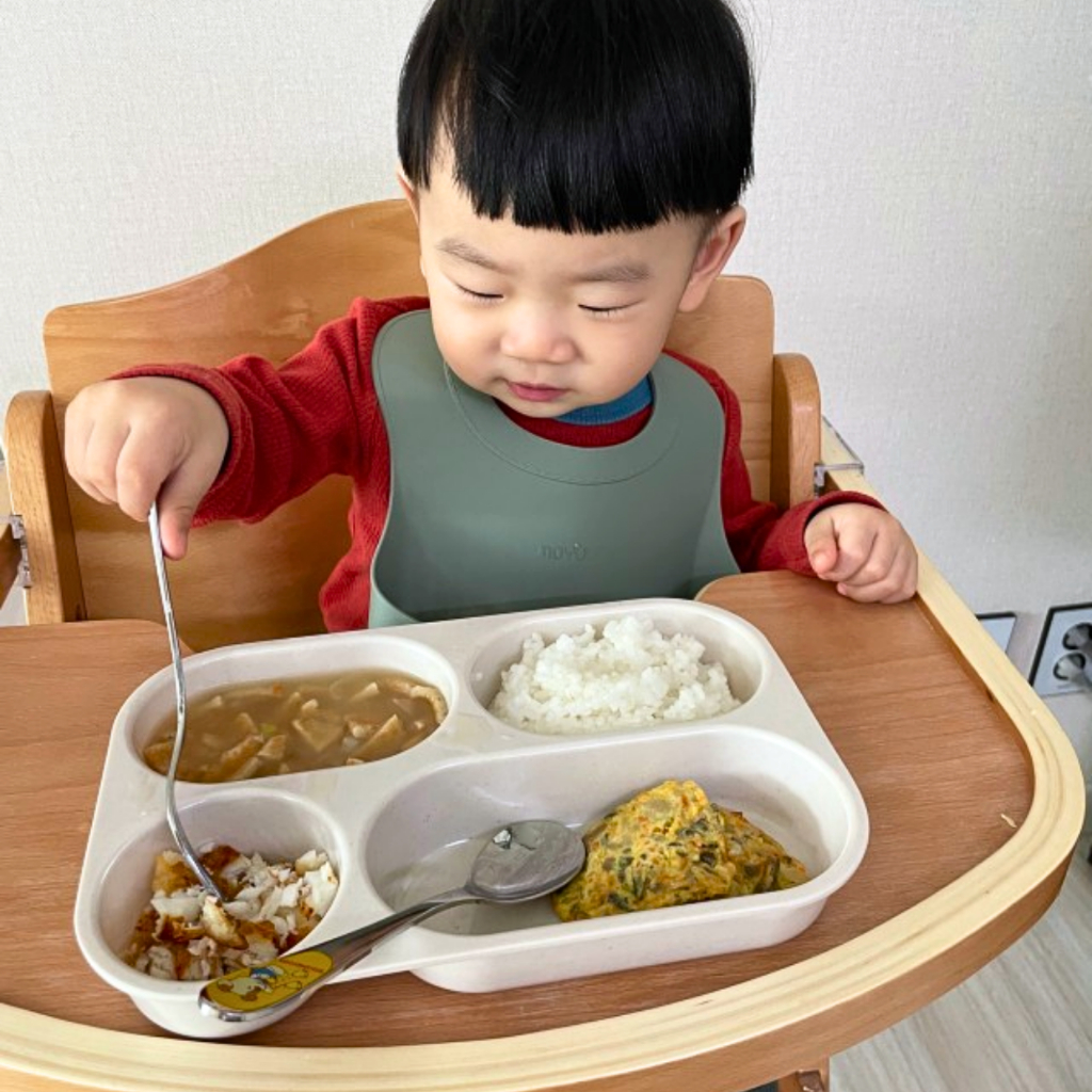 Khay/Đĩa ăn dặm bằng sứ ngũ cốc an toàn cho bé Hàn Quốc