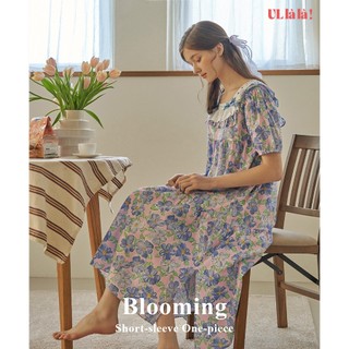  (24146WOSXN) ULLALA PAJAMAS Bloomimg Tay Ngắn Một Mảnh Xanh Tím (40'S) Free Size