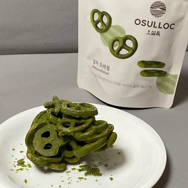 OSULLOC Matcha Pretzel snack 125g KOREA K Food Snacks Bánh quy, Bánh quy