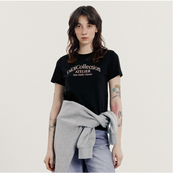 Áo thun OIOI Collection Atelier Standard Fit (Đen)