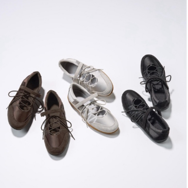 Giày Sneaker Nữ GU Lace-up Ballet [Auth]
