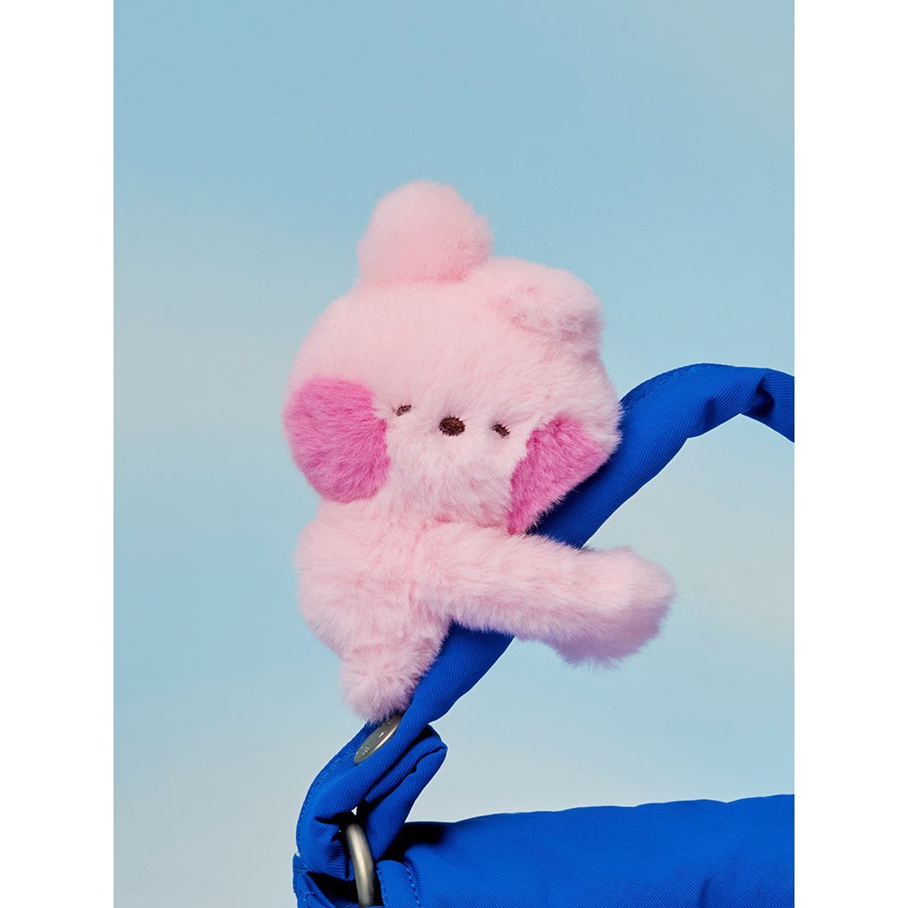 BT21 minini MAGNET PLUSH KEYRING HUG ME- COOKY