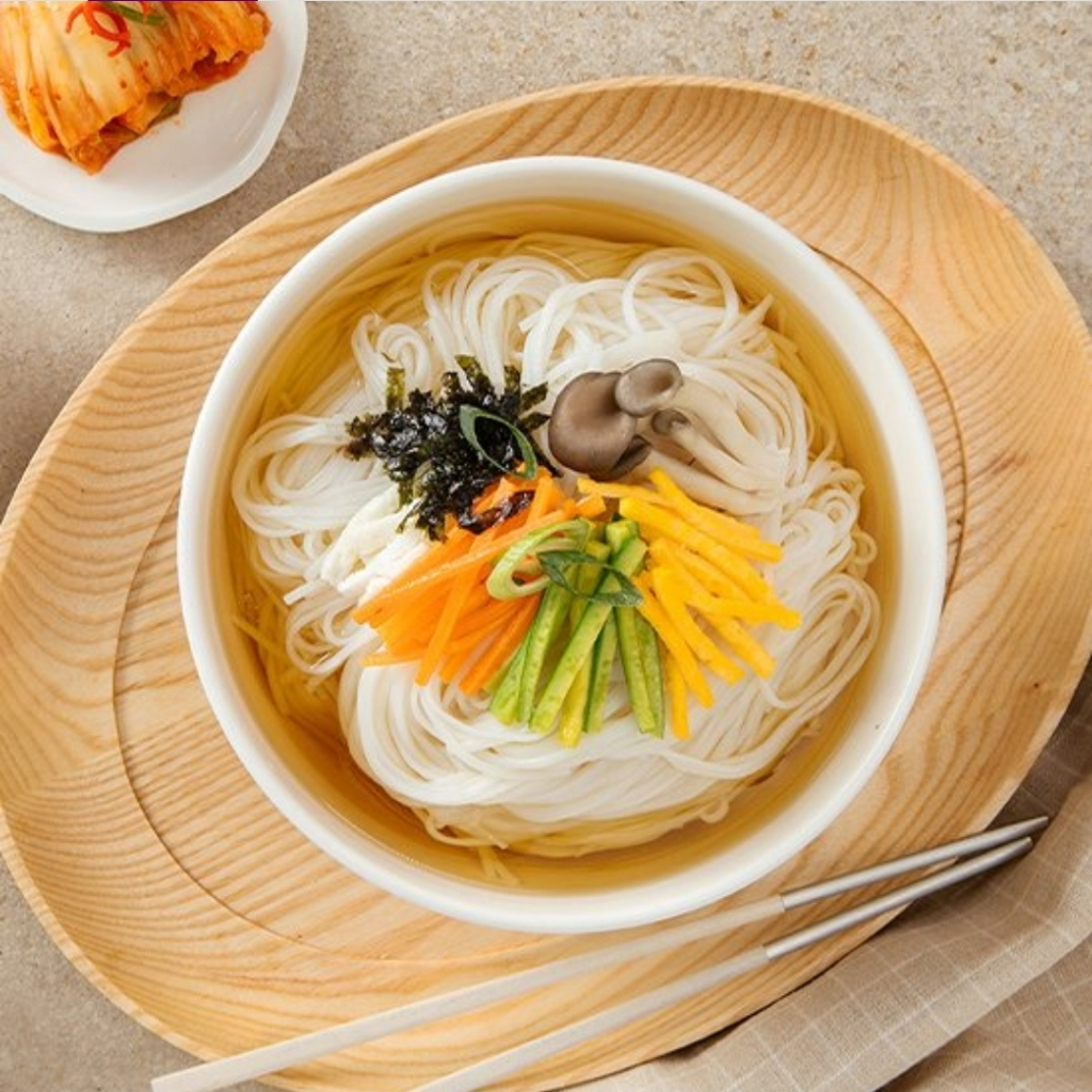 Mì gạo Hàn Quốc Gyeongju Mijungdang Cốc ăn liền 3 hương vị (Súp cơm / cay / xương bò) Ramen ăn liền 