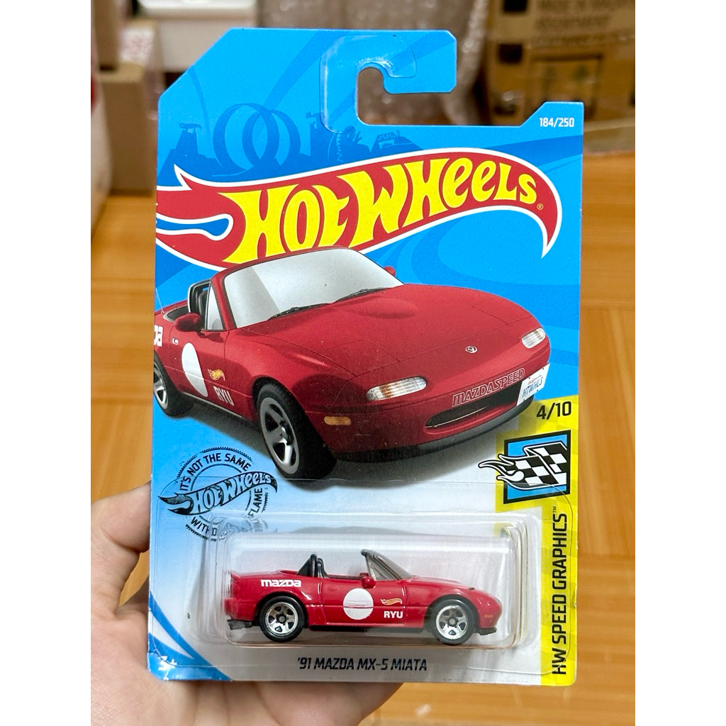 Xe mô hình Hotwheels 91 Mazda Mx5 Miata