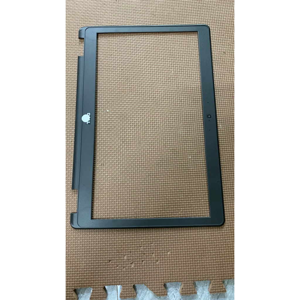 Vỏ B Dell Latitude E5550 5550 Gen 5 ( Viền nhựa )