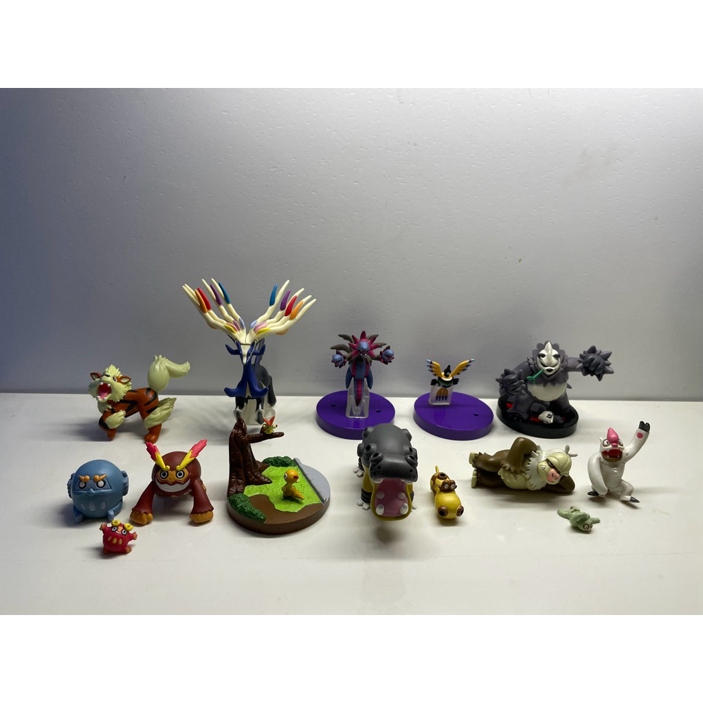 Mô hình đồ chơi Pokemon Zukan 1/40