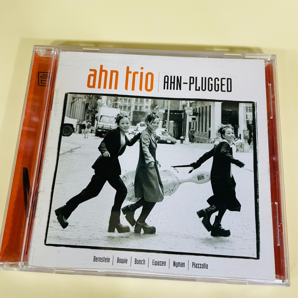 AHN TRIO – Ahn-Plugged / Rare Original 2000 EMI Classics Audio CD Feat. Piazzolla, Bernstein & David