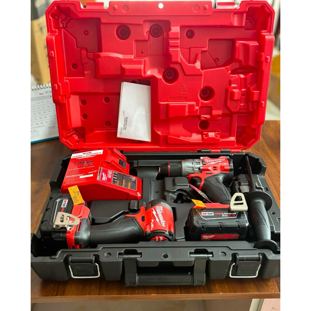 Combo khoan vít 3697-22 m18 Milwaukee đẳng cấp nhất hệ m18