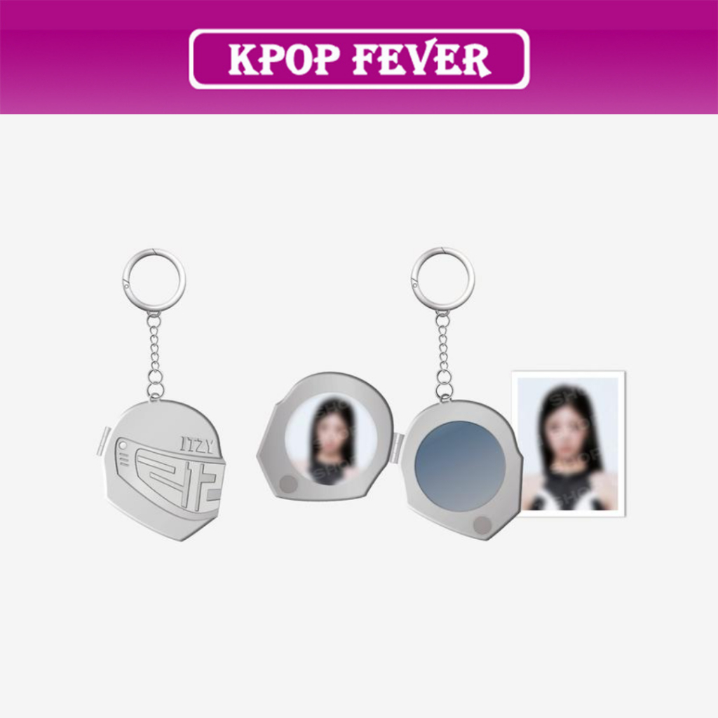 ITZY [TUNNEL VISION] Tour MD / LOCKET PENDANT KEYRING