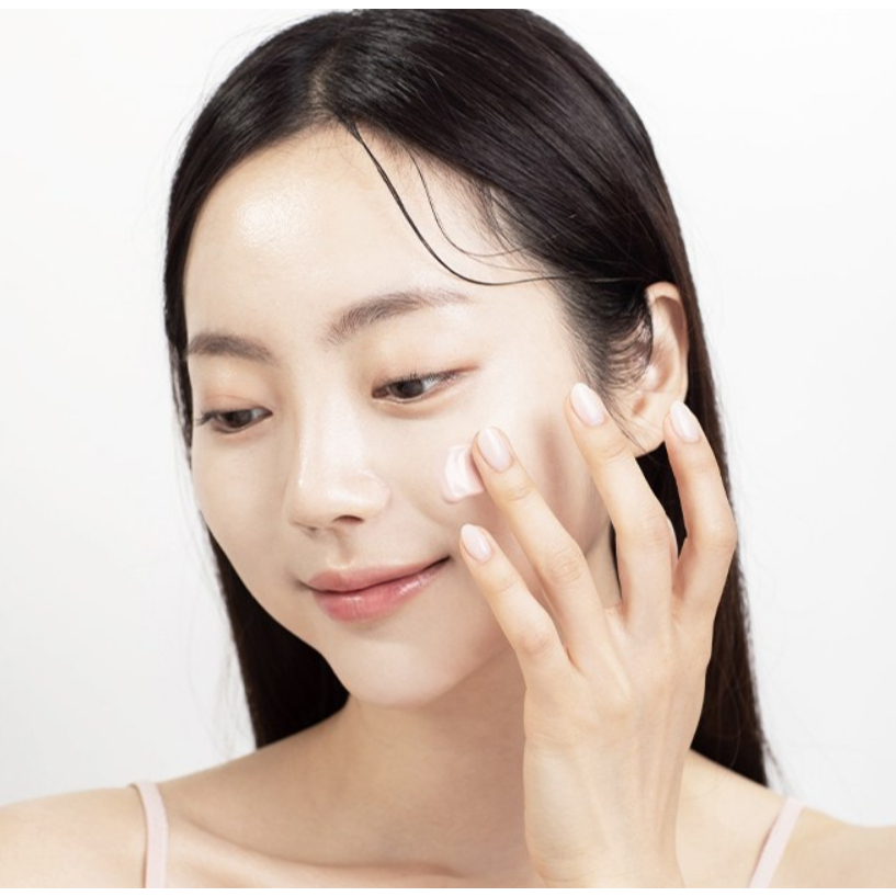 Kem làm trắng da tông màu NDP Vitamin B9