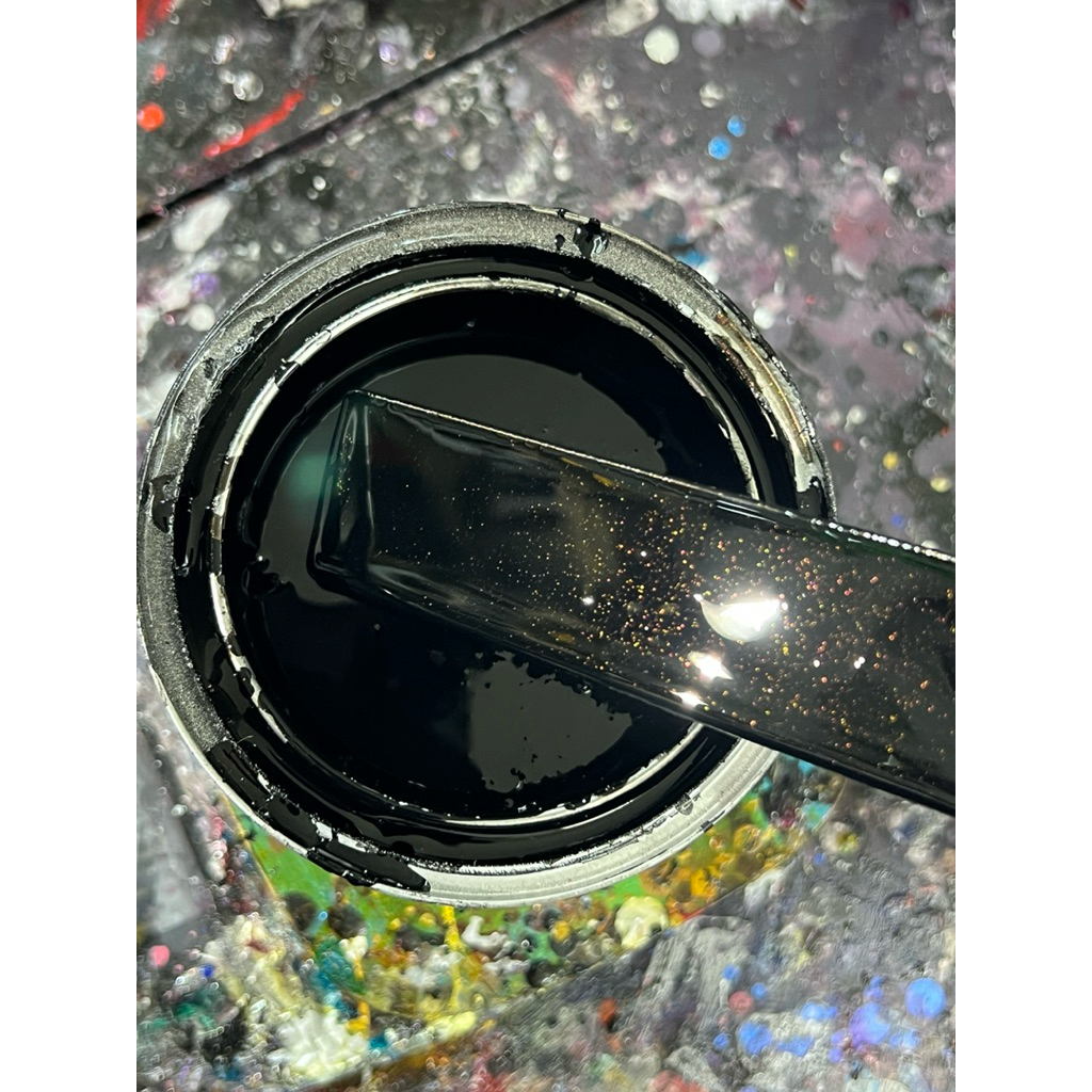 Màu Đen bóng 2K - 4D (code 2173) Sự kết hợp hoàn hảo - Cần có cứng 2k - Có Bán Lẻ