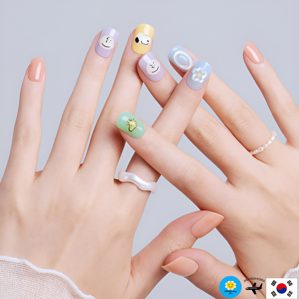[Dashing Diva] Magic Press Milky Snoopy Regular Round Press-On Nails Peanuts Collaboration