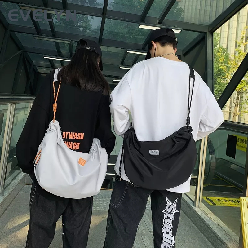 Evelyn Túi Đeo Vai Bằng nylon Màu Trơn Sức Chứa Lớn Phong Cách Thể Thao Thời Trang Mới Cho Học Sinh