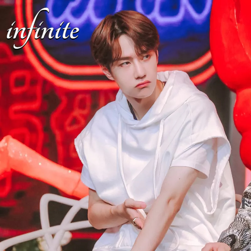 Áo Thun Không Tay Có Mũ Trùm Đầu Màu Trơn Nhiều Túi Phong Cách Hip Hop Thời Trang Mùa Hè Cho Nam