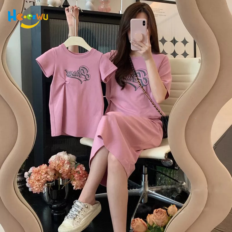 Haoerwu Đầm Thun Dáng Rộng In Chữ Thời Trang Cho Mẹ Và Bé 3 Tuổi