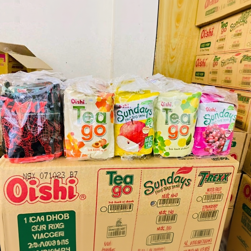 Thùng 50 Bịch trà xanh Tea Go Oishi 180ml Vị Chanh, đào, táo, dâu, nho