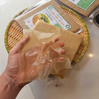 Bánh ram Hà Tĩnh (Vỏ ram Quyền Tịnh Hà Tĩnh) loại 500g 1 tệp hàng ngon Hảo Hạng - Hút chân không
