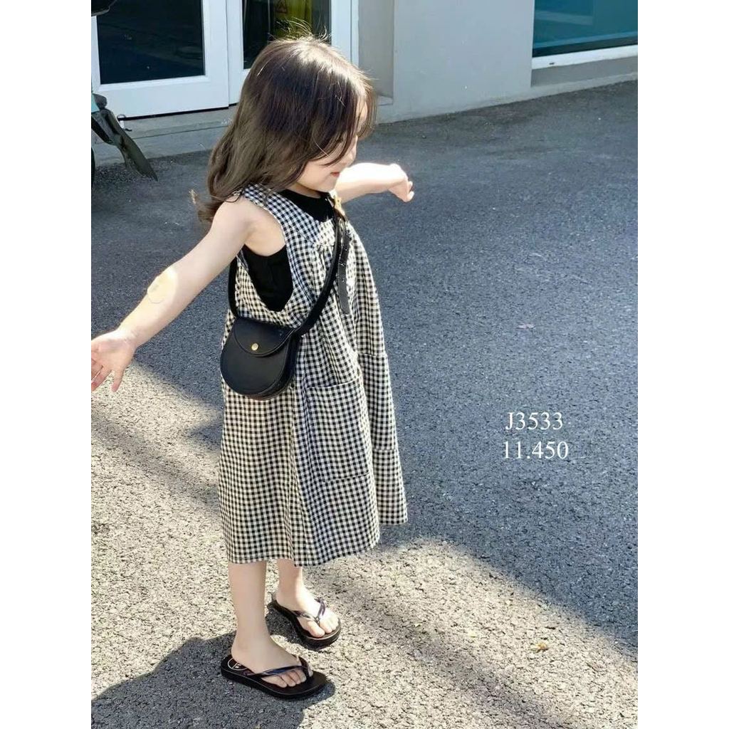 VAY130 - Set áo đen + quần yếm caro June size 2-12y
