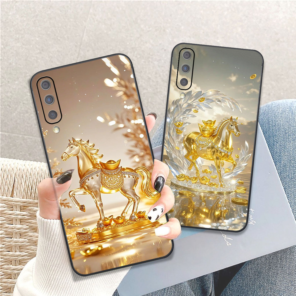 Ốp lưng Samsung A7 2018 / A9 2018 in hình ngựa vàng Clover case