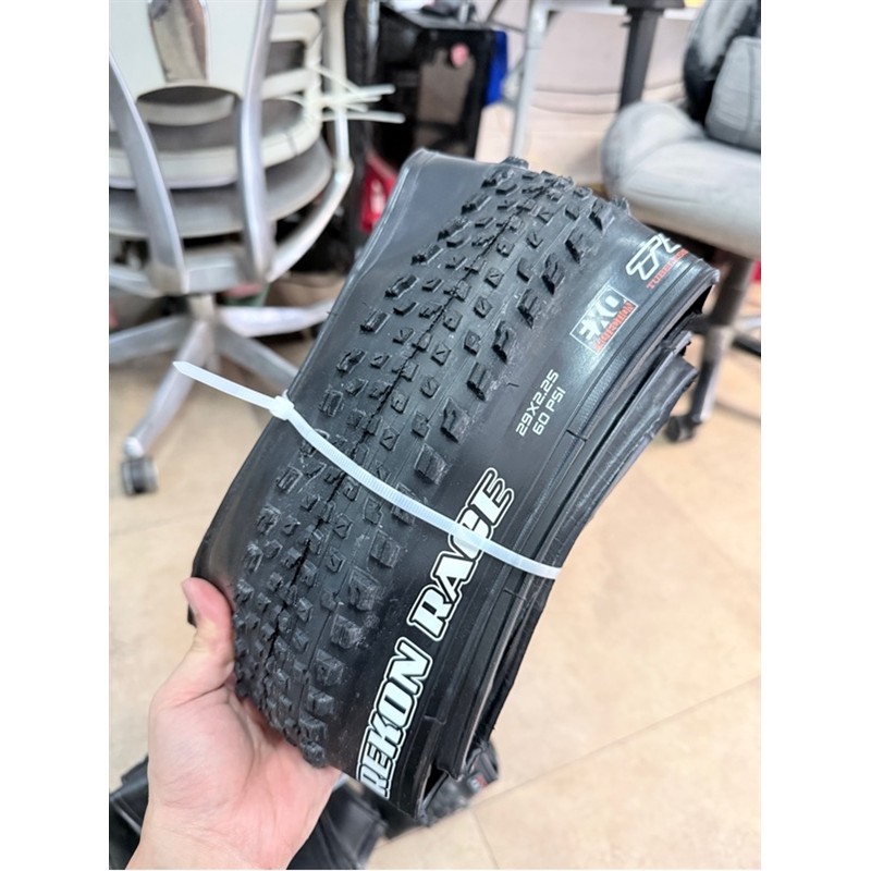 Lốp Maxxis Rekon Race EXO tanh lụa chính hãng
