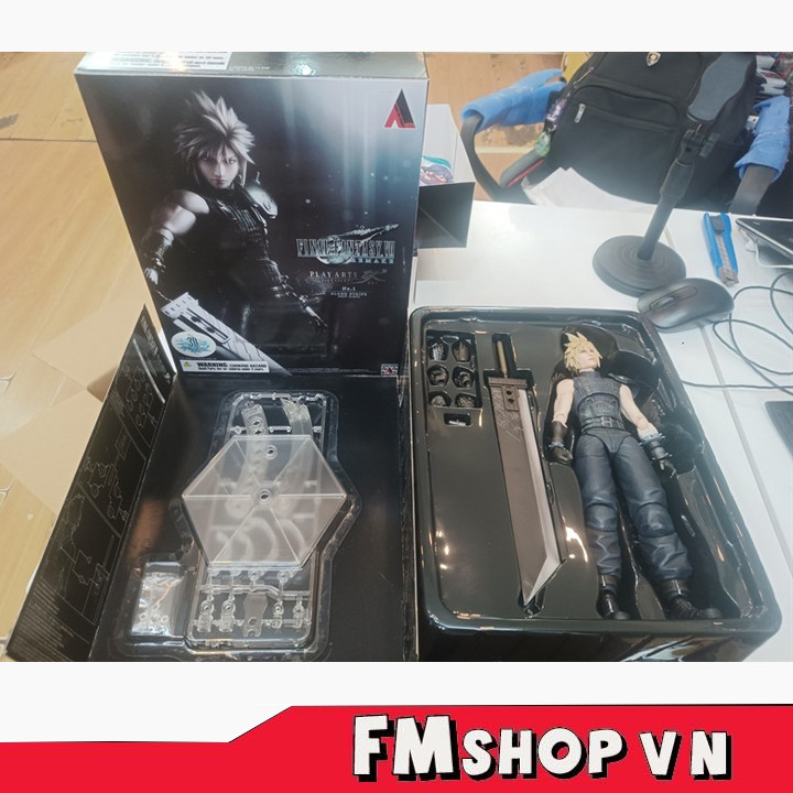 (2nd Mòn Khớp Gối) Mô Hình Nhân Vật Play Arts Kai FFVII Remake Cloud Strife