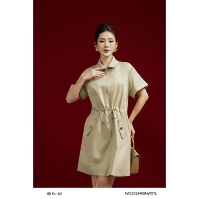 Đầm kaki be vàng thêu bô đê logo thiết kế Elise O2O mã FW2505249DMWOYL