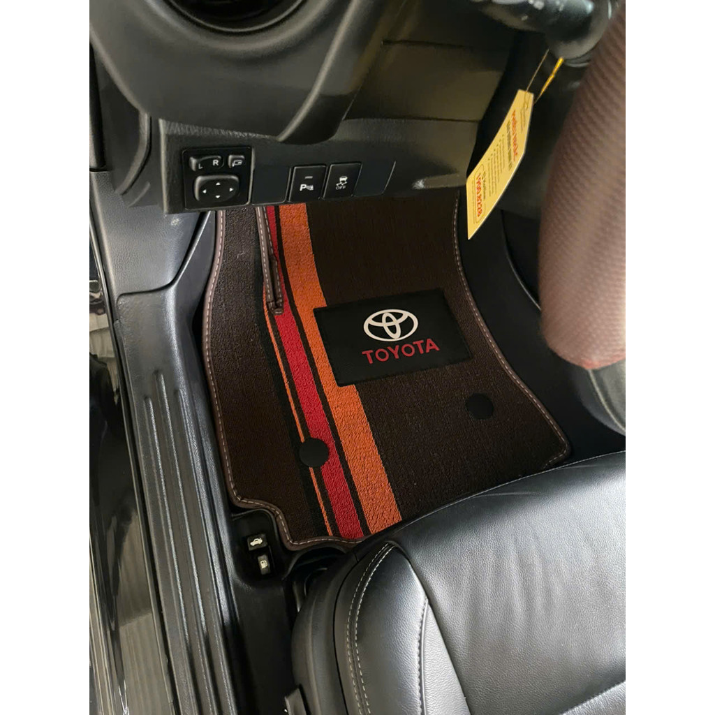 Thảm Lót Sàn Ô Tô TPE Nhựa Đúc Toyota Corolla Altis | BigBuy360 - bigbuy360.vn