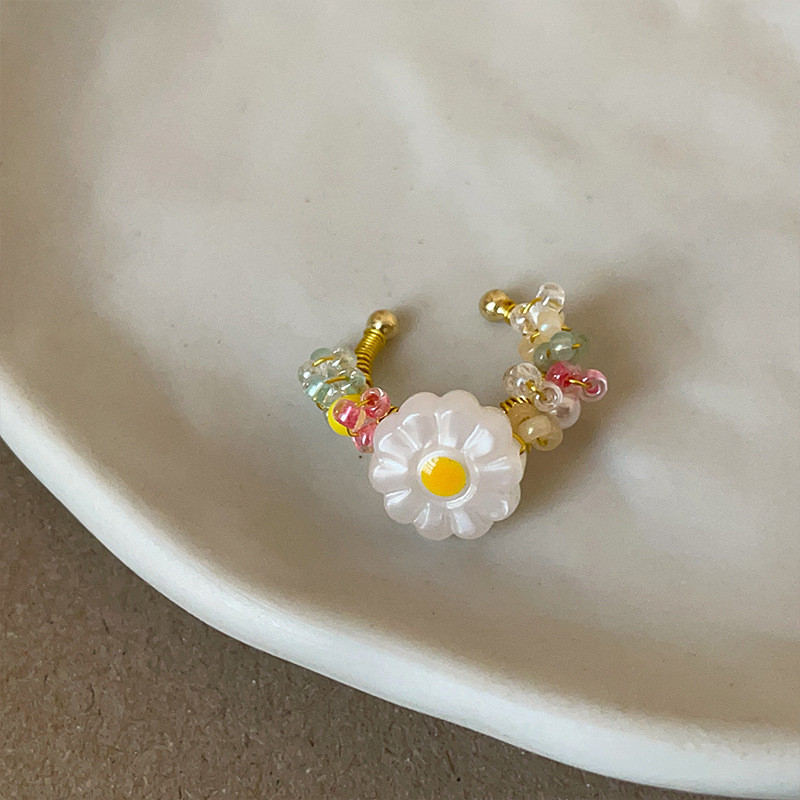 Kẹp tai đính cườm đầy màu sắc Daisy Thời trang nữ không có tai xỏ lỗ