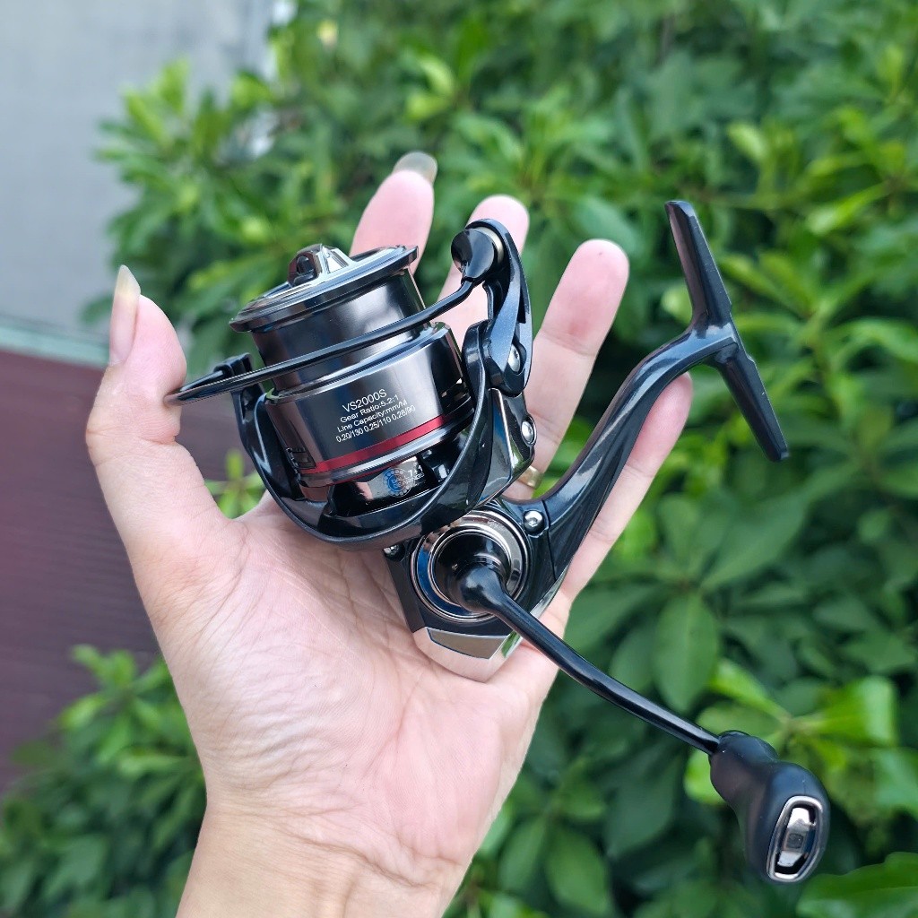 Máy Câu lure Cao Cấp Deukio Jufeng VS - Body cacbon Siêu Nhẹ
