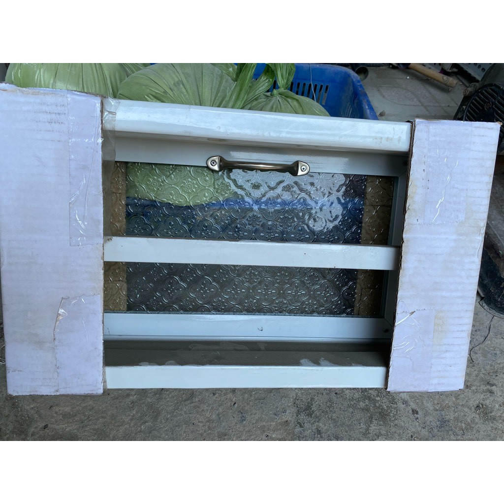 Cửa chớp mở 30x50