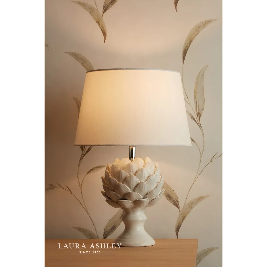 Đèn bàn gốm chao vải Laura Ashley GST022W cao cấp chuẩn Anh Quốc
