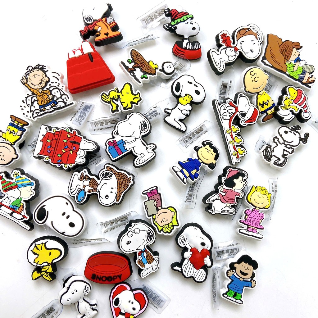 SET 6 CHARM SNOOPY Set 6 charm  gắn dép Crocs, Jibbitz gắn dép Crocs Set 6 cái hàng xịn kèm tem snoo