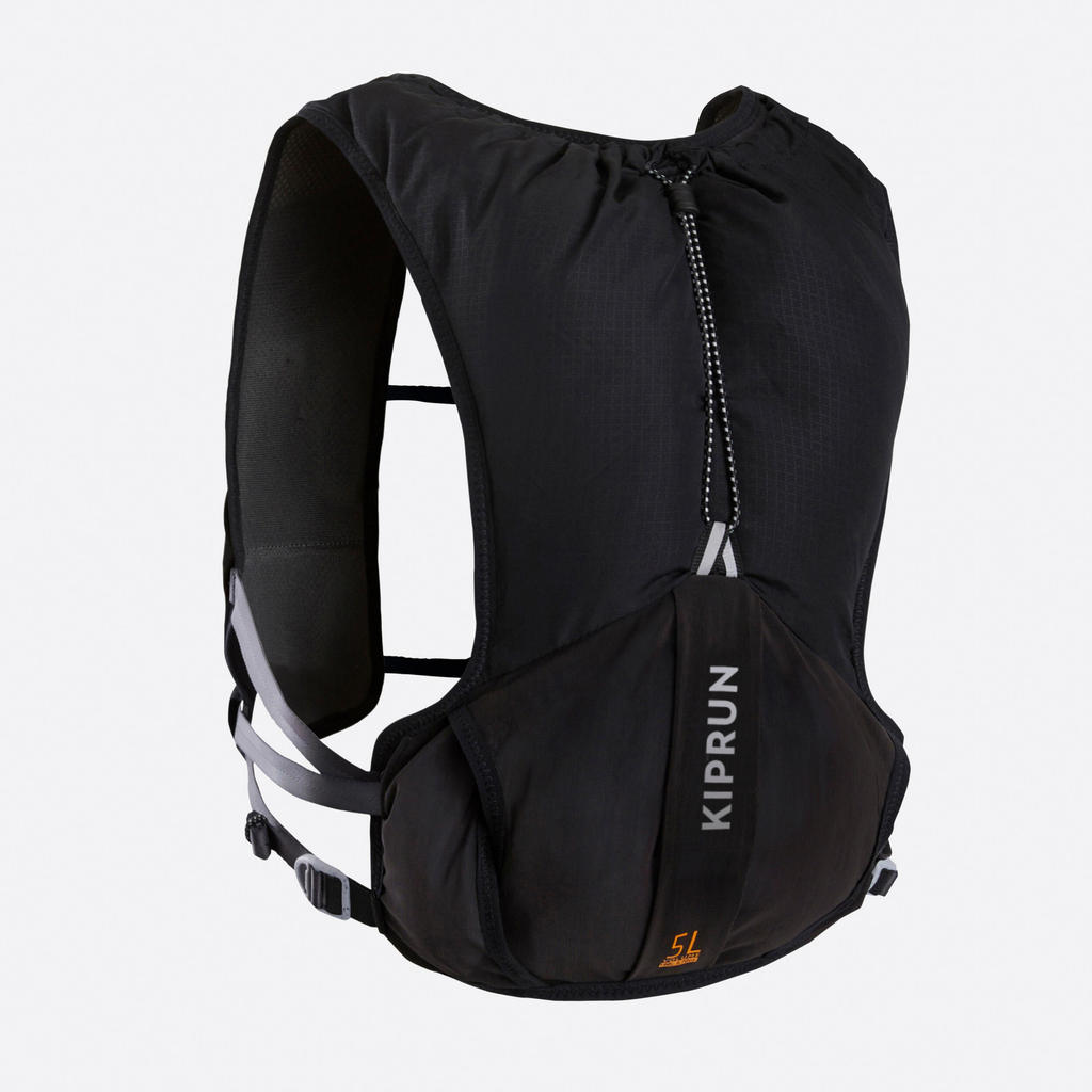 Balo chạy bộ 5 L DECATHLON CN đen mã 8967318