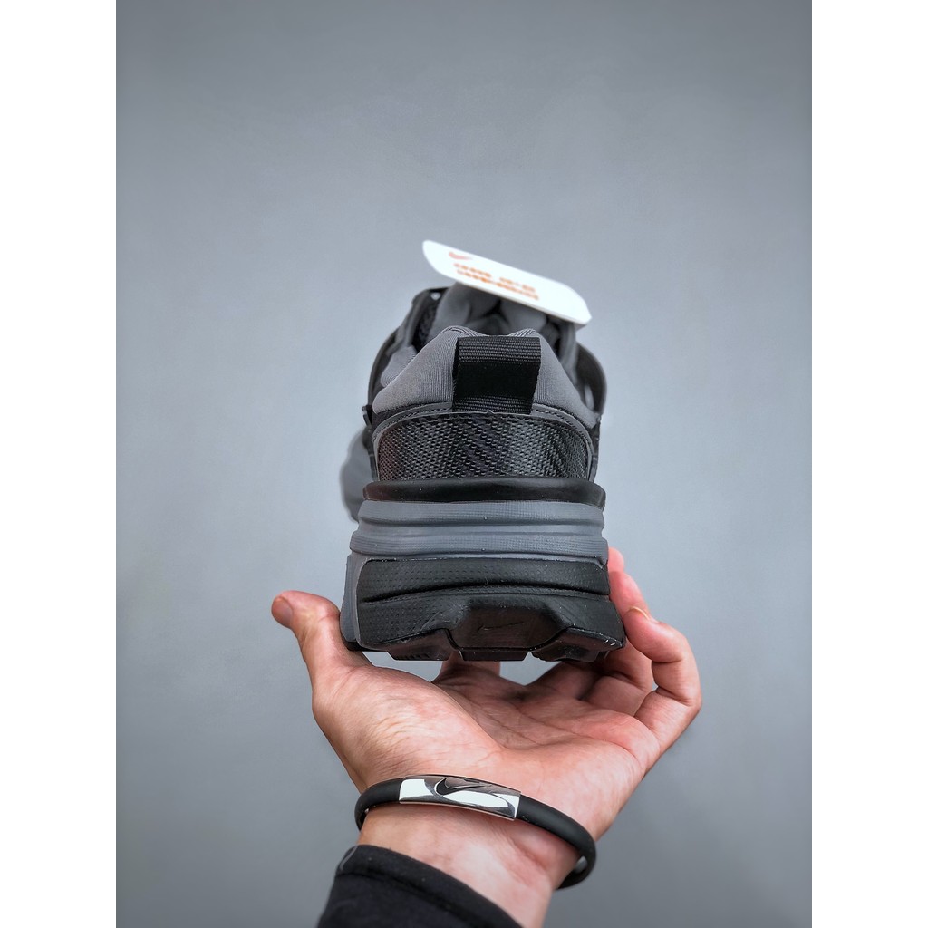 V2K Runtekk 3XL Giày chạy bộ cổ thấp chống trượt cổ điển FD0736-102 #Size: 36-45 (Nửa)