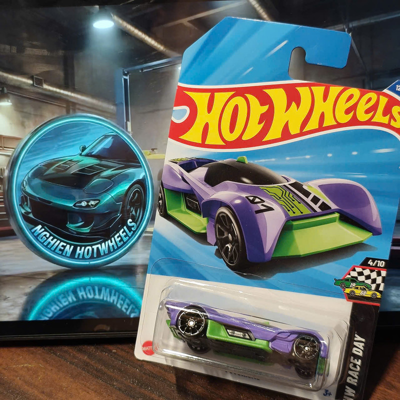[NGHIENHW] Hotwheels Futurismo - Xe mô hình 1:64 chính hãng - 2025'