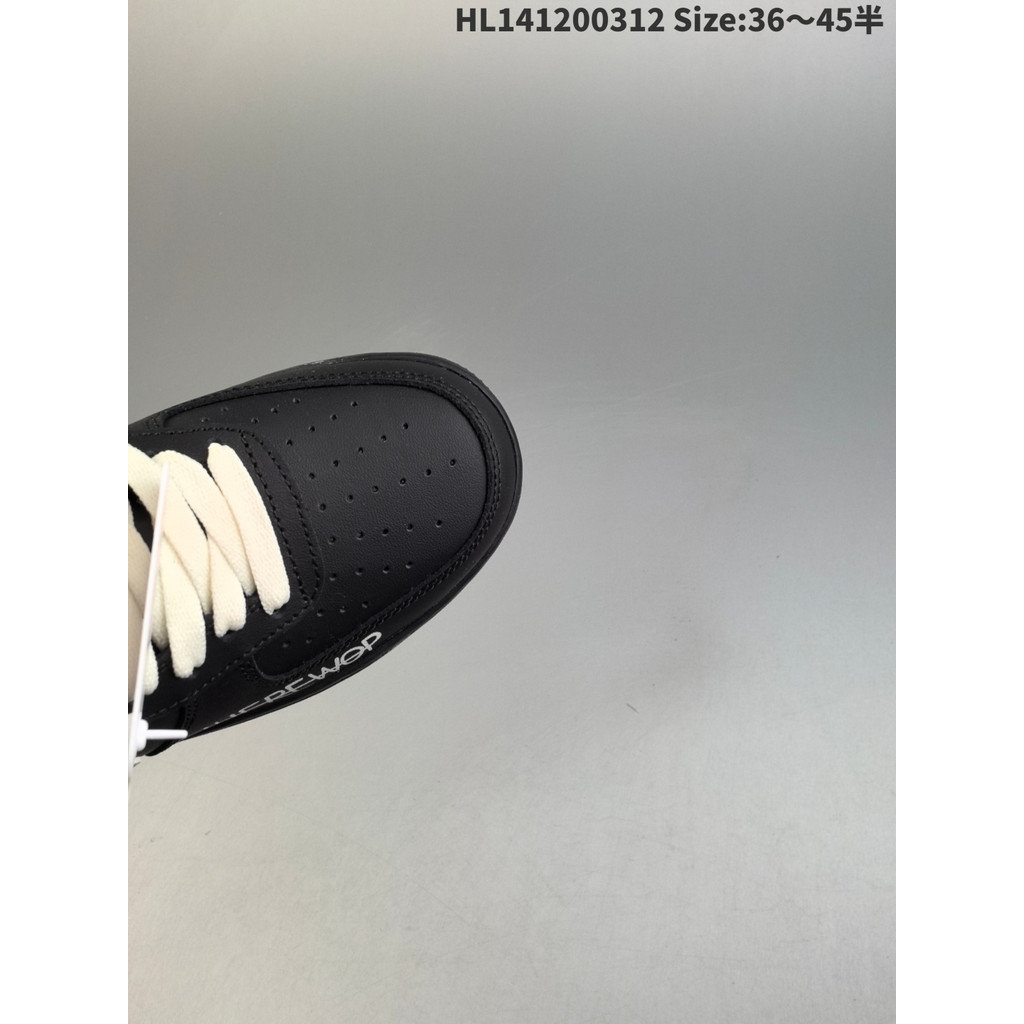 Giày thể thao đa năng mã số CW2288-111