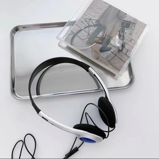 Me01 tai nghe nhạc mp3 người chơi thời trang retro di động giọng nói có dây tai nghe nhỏ thể thao ảnh đạo cụ tai nghe tai nghe walkman